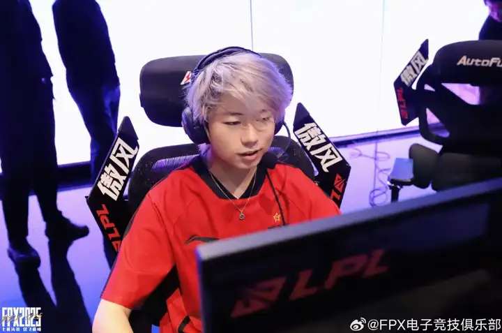 事件, 用聊天记录 事件, 用聊天记录