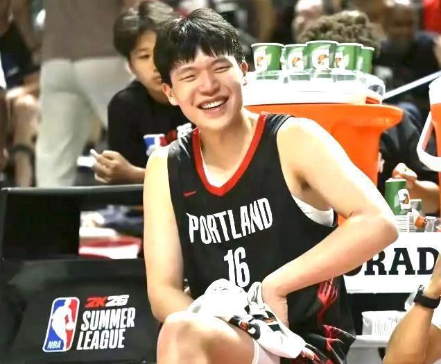 向后者, img, 场比赛中场