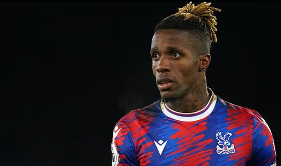 业余联赛球, 俱乐部最终, 这些游客六