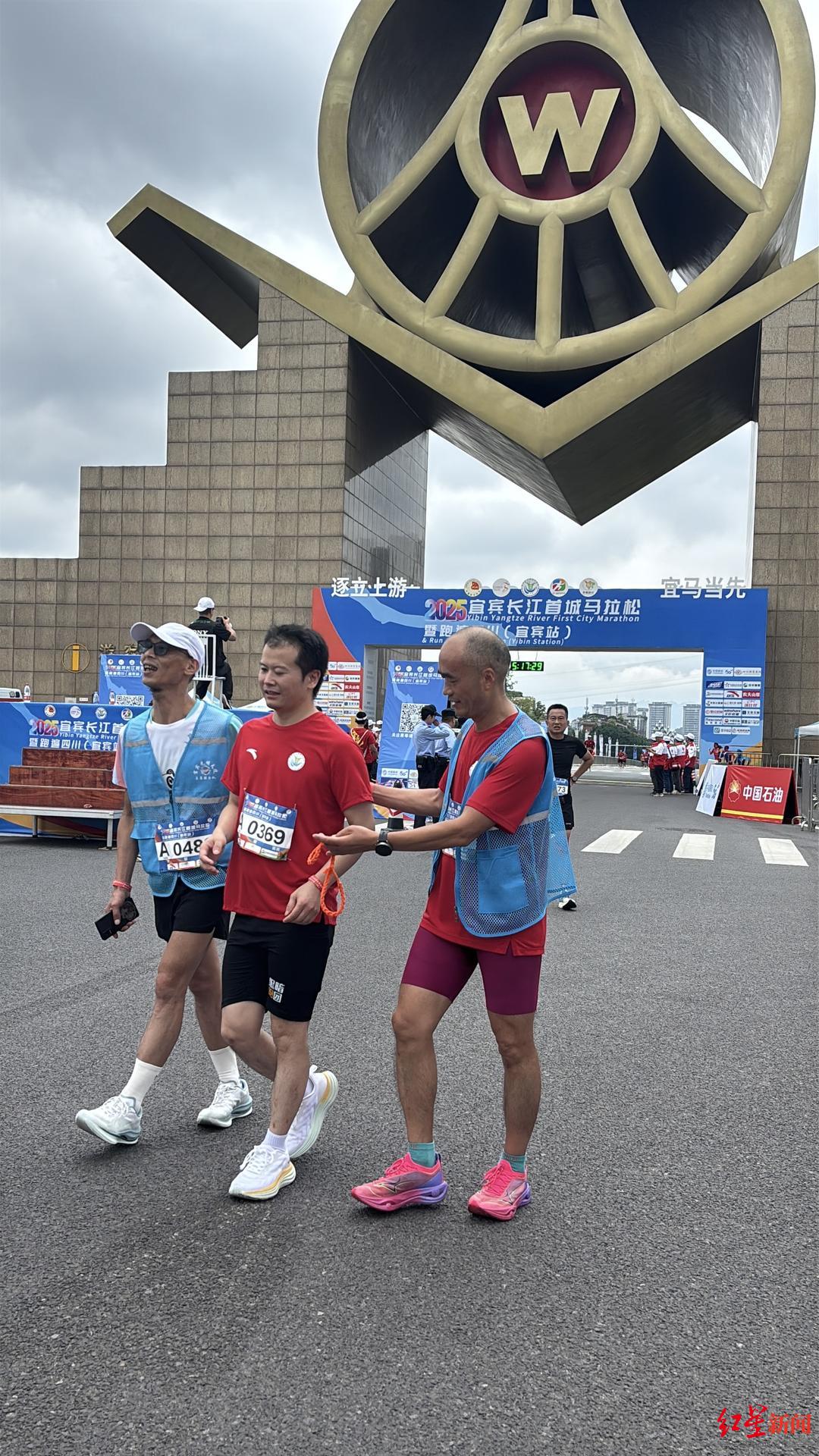 span, 在激烈的角, cn